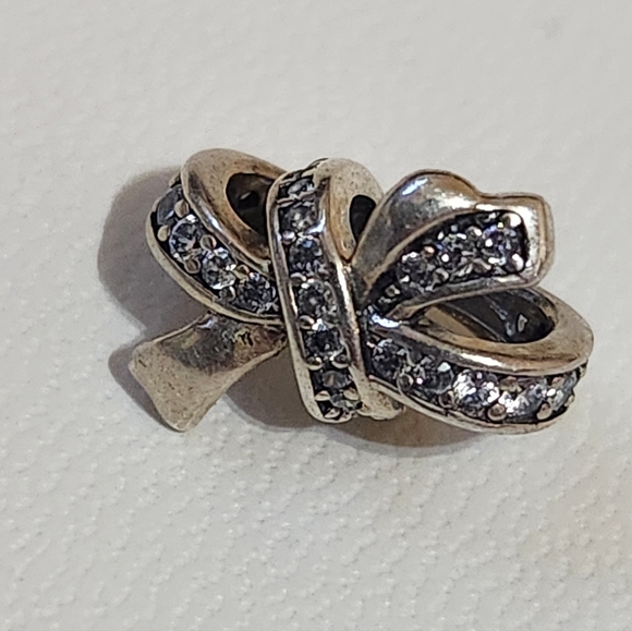 925 Sterling Silver Bow Charm Bead - Picture 9 of 10